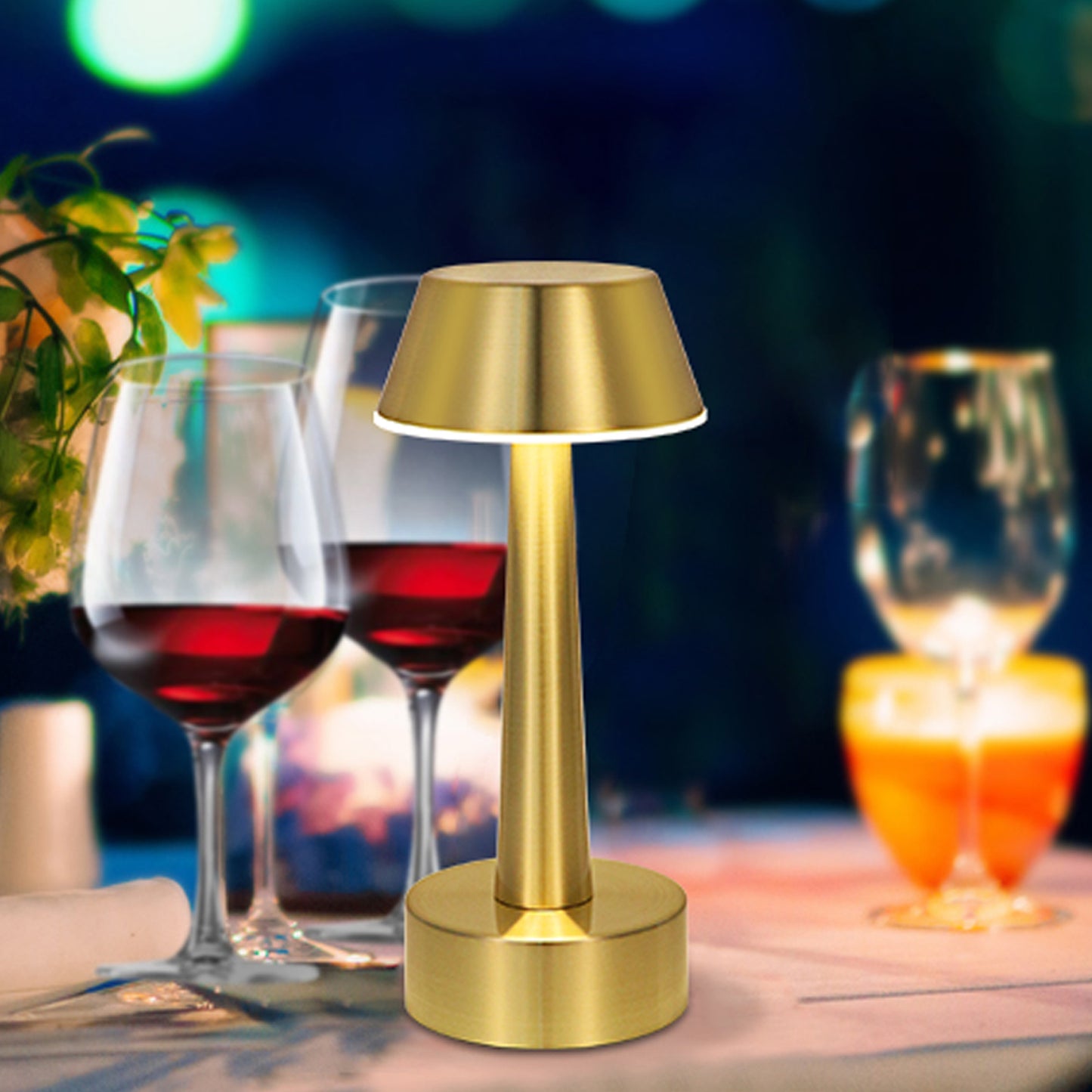 Cordless Table Lamp, Swan Gold
