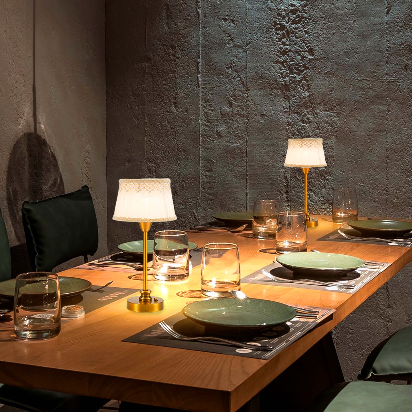 Rechargeable Cordless Lamp with Dimmer，Bering Brass