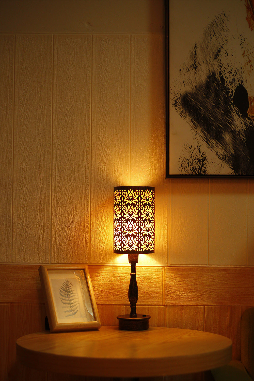 Cordless Table Lamp, Lotus, Bronze