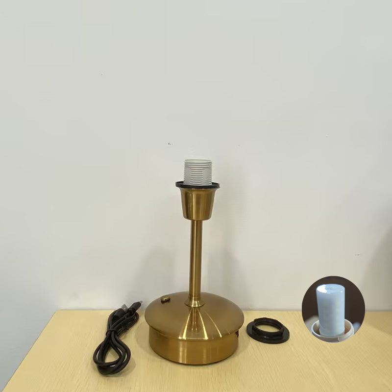 120 x LAMP BASES, 120 x USB-C Charging Cable, 120 x Black Fixing Ring, 120 x 2.5W 6000K BULBS